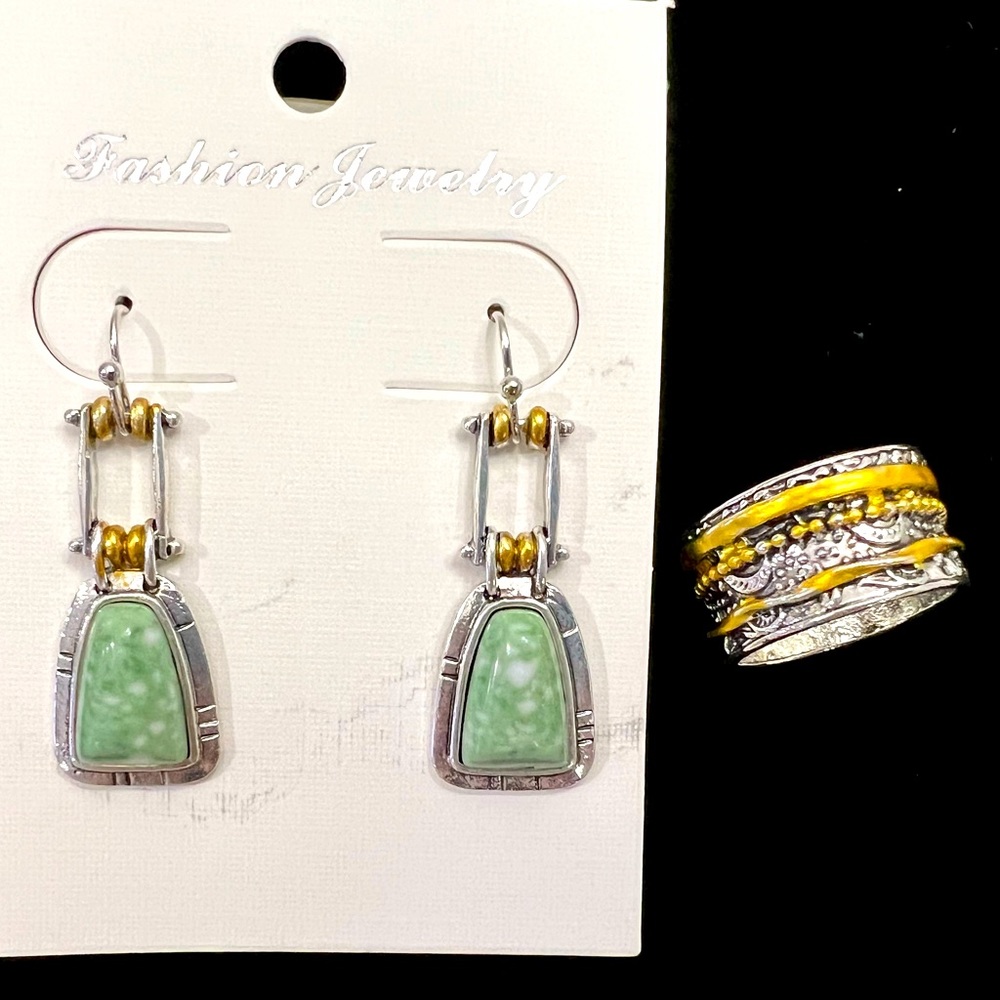 Emerald colored stone earrings with gold & silver metal ring w/ colored stones